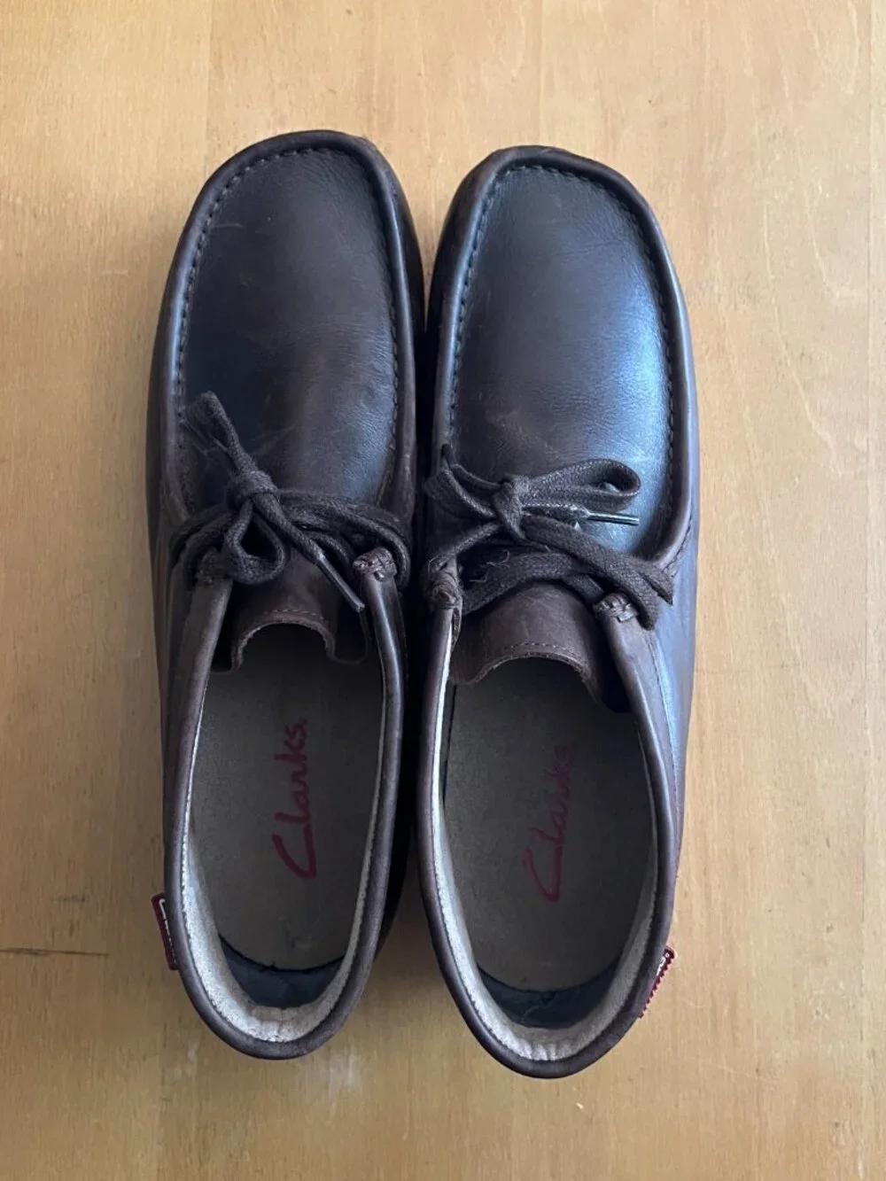Clarks Men's Brown Leather Chukka with Crepe Sole size 13